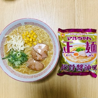 マルちゃん製麺豚骨醤油アジアンレモン牛乳ラーメン